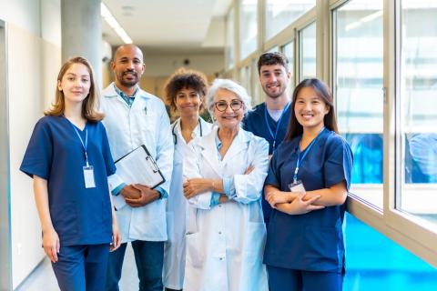 Photo of a group of health care professionals.
